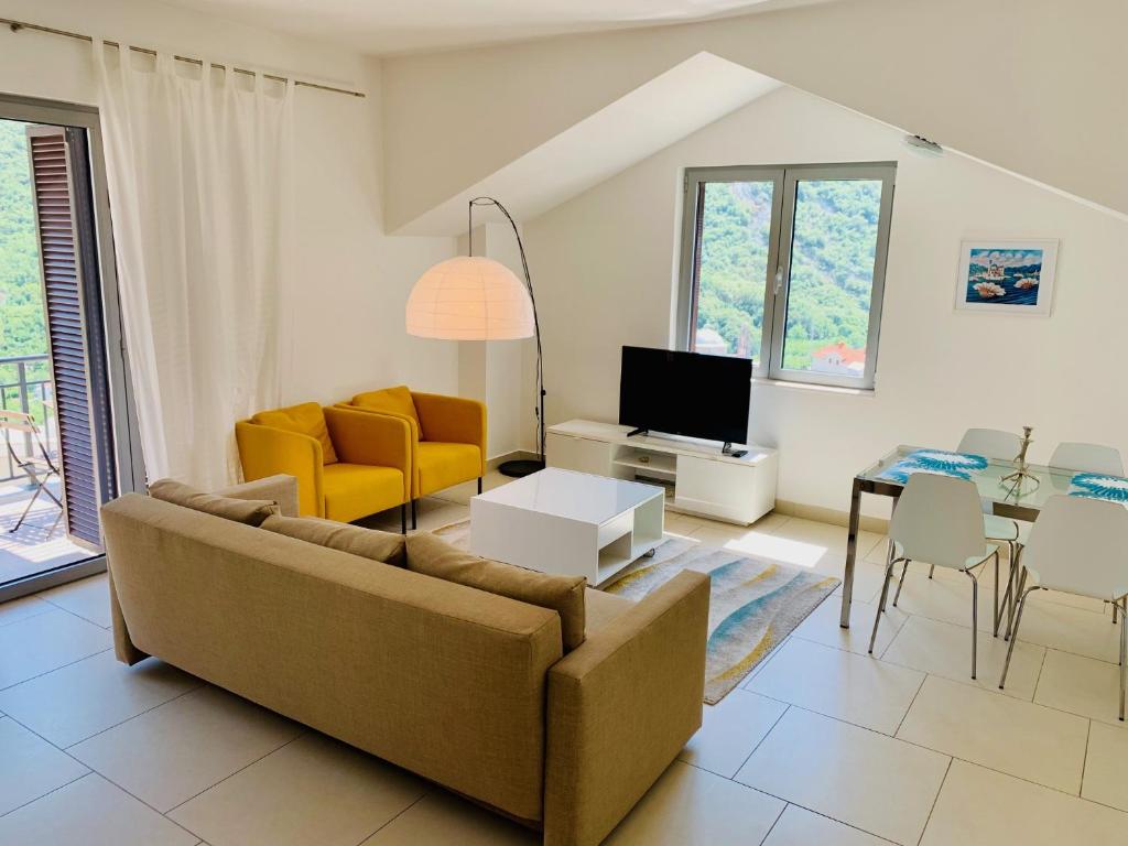 Lavender Bay Apartment C33 (1)