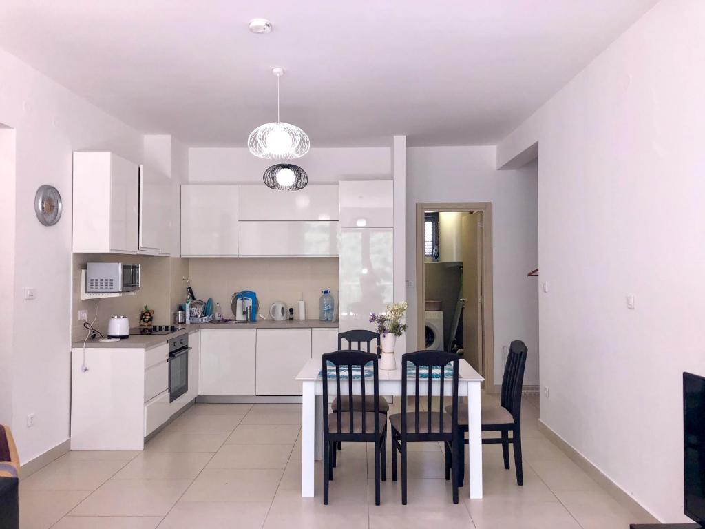 Lavender Bay Apartment D9 – n (1)