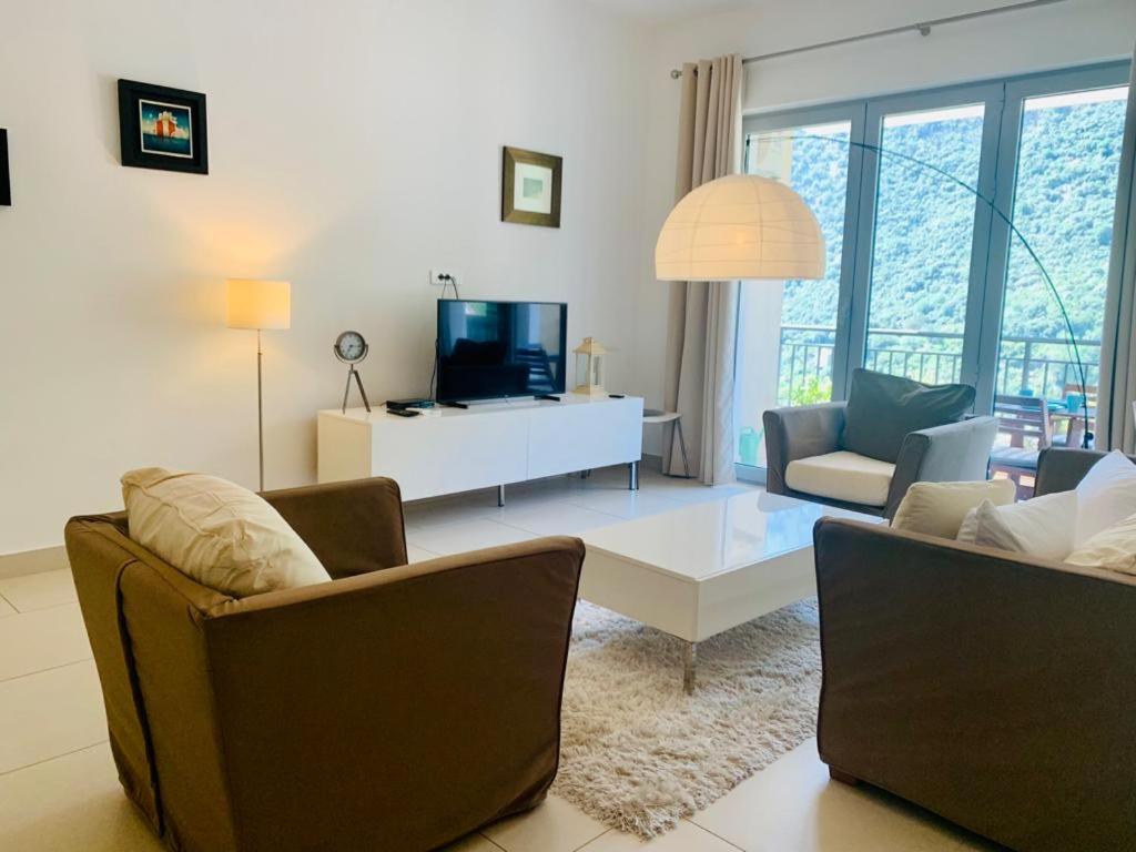 Lavender Bay Apartment F8 (1)