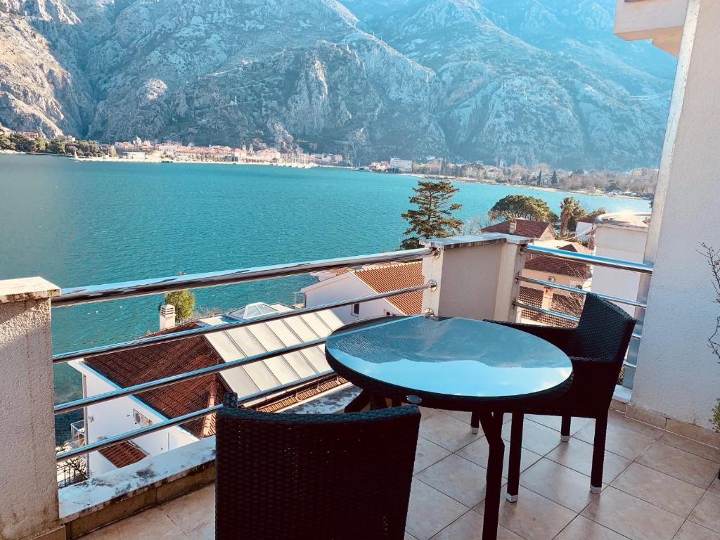 Kotor Muo Apartments C3 (11)