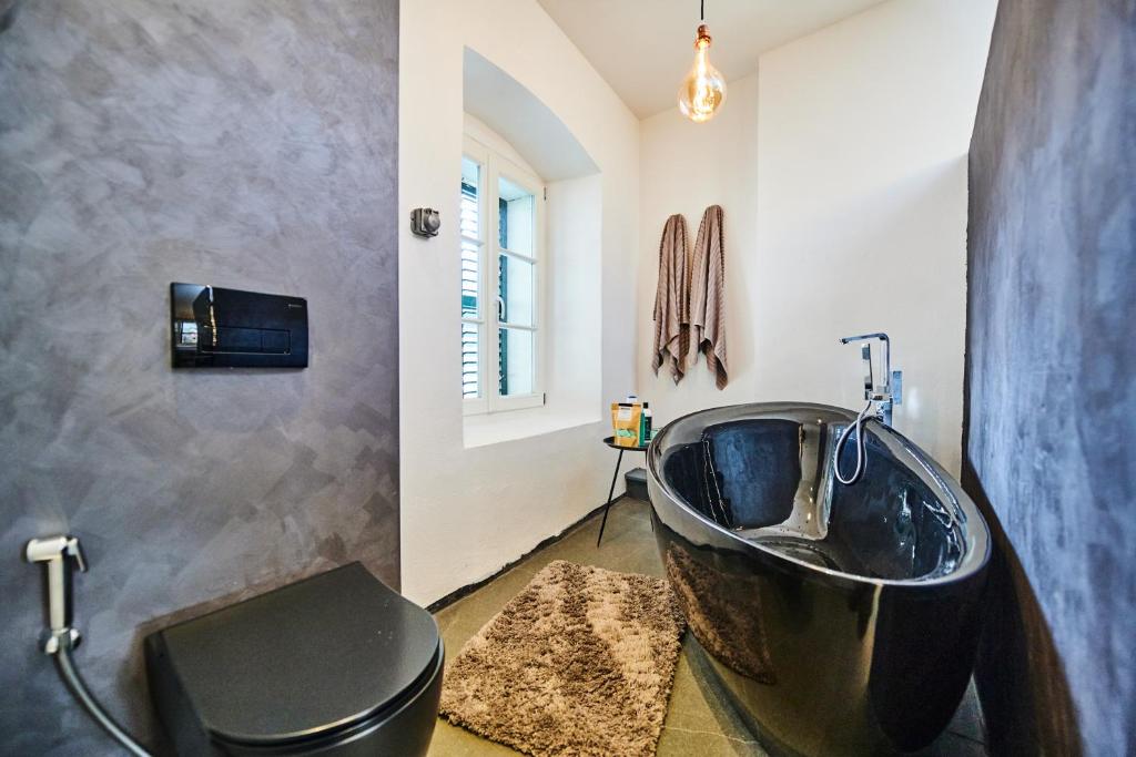 The Old Town Luxury Apartment by Montenegro Moments (14)